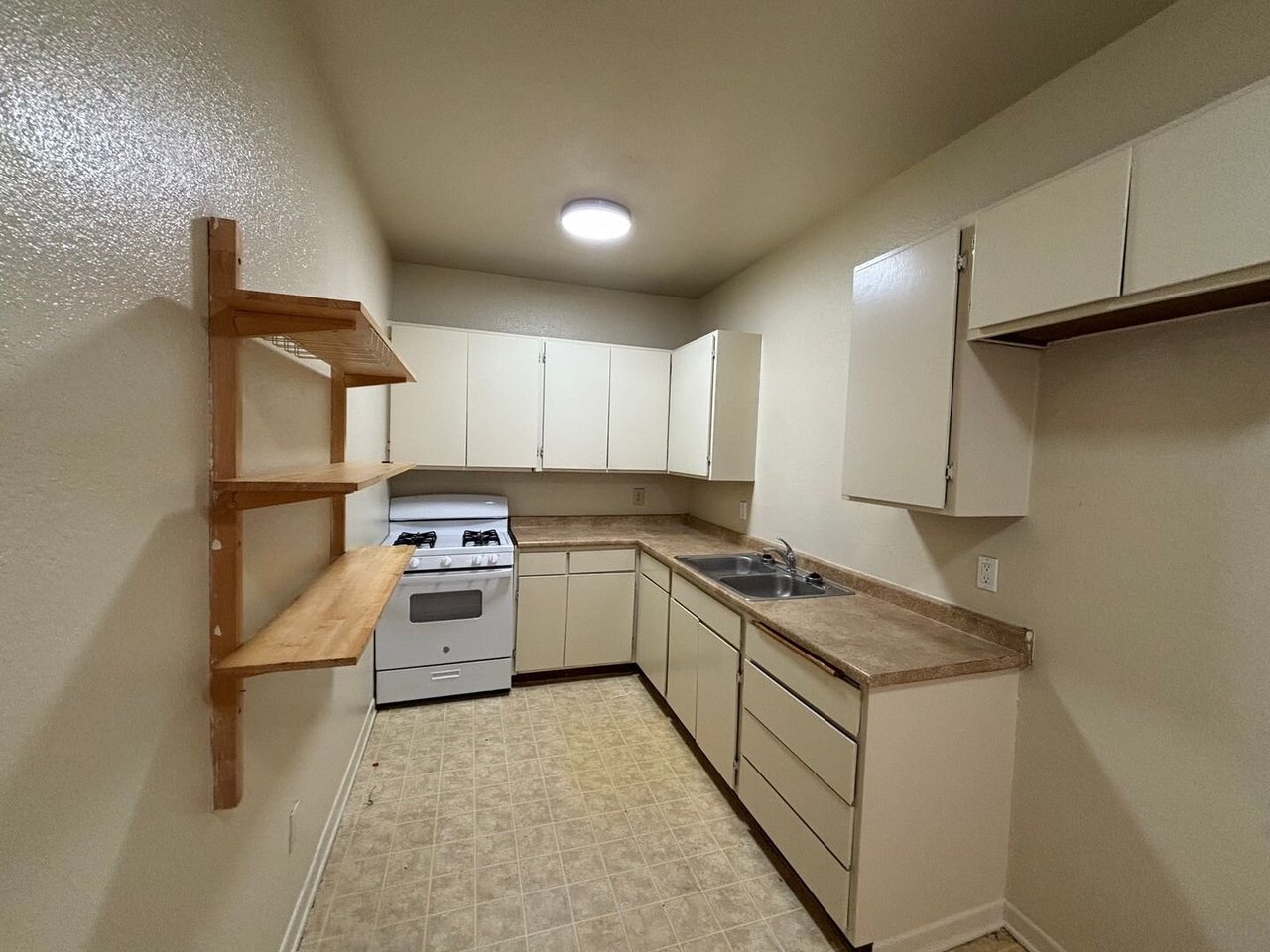 461 W Colorado St #10 Glendale, CA 91204
