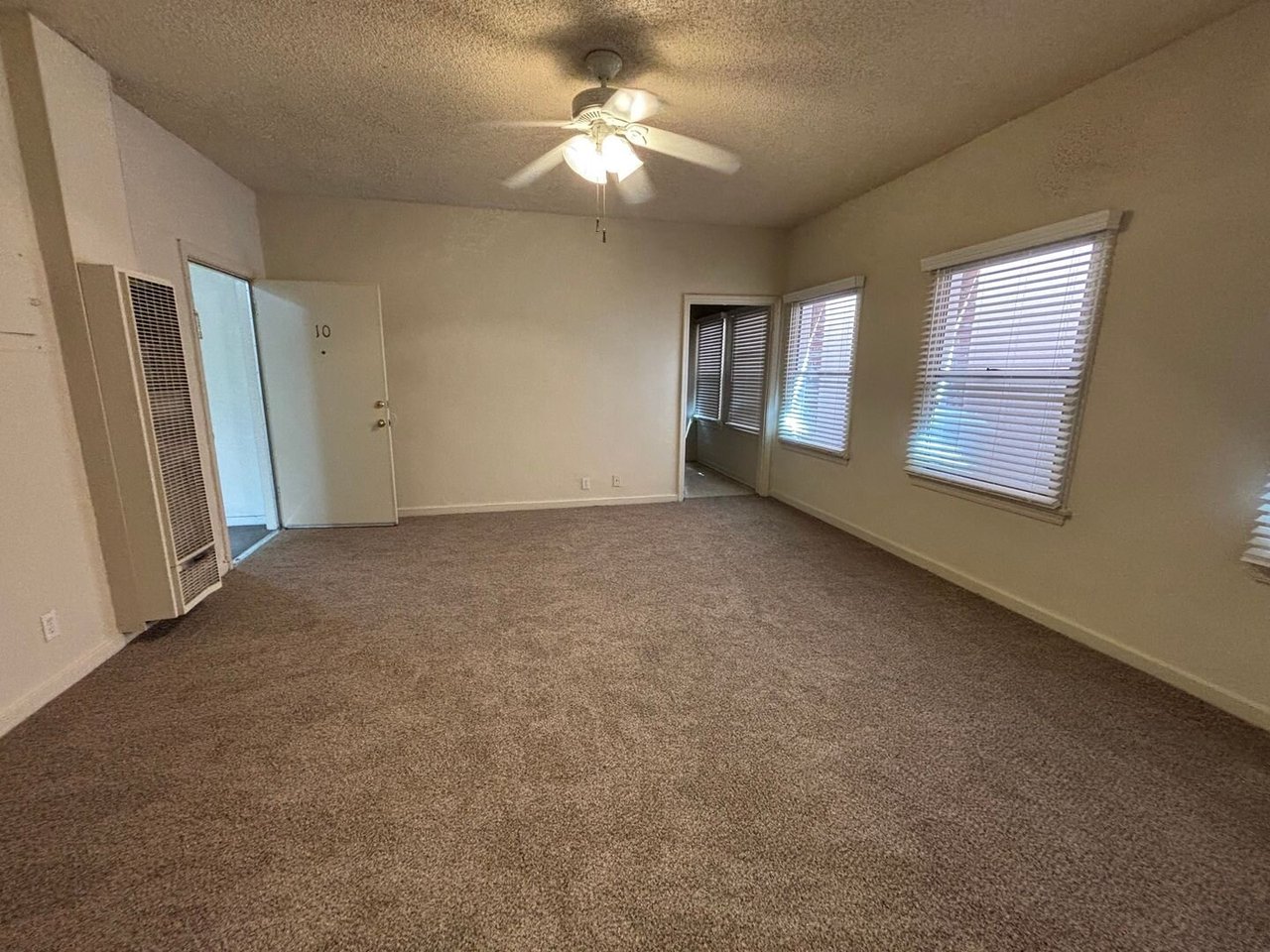 461 W Colorado St #10 Glendale, CA 91204
