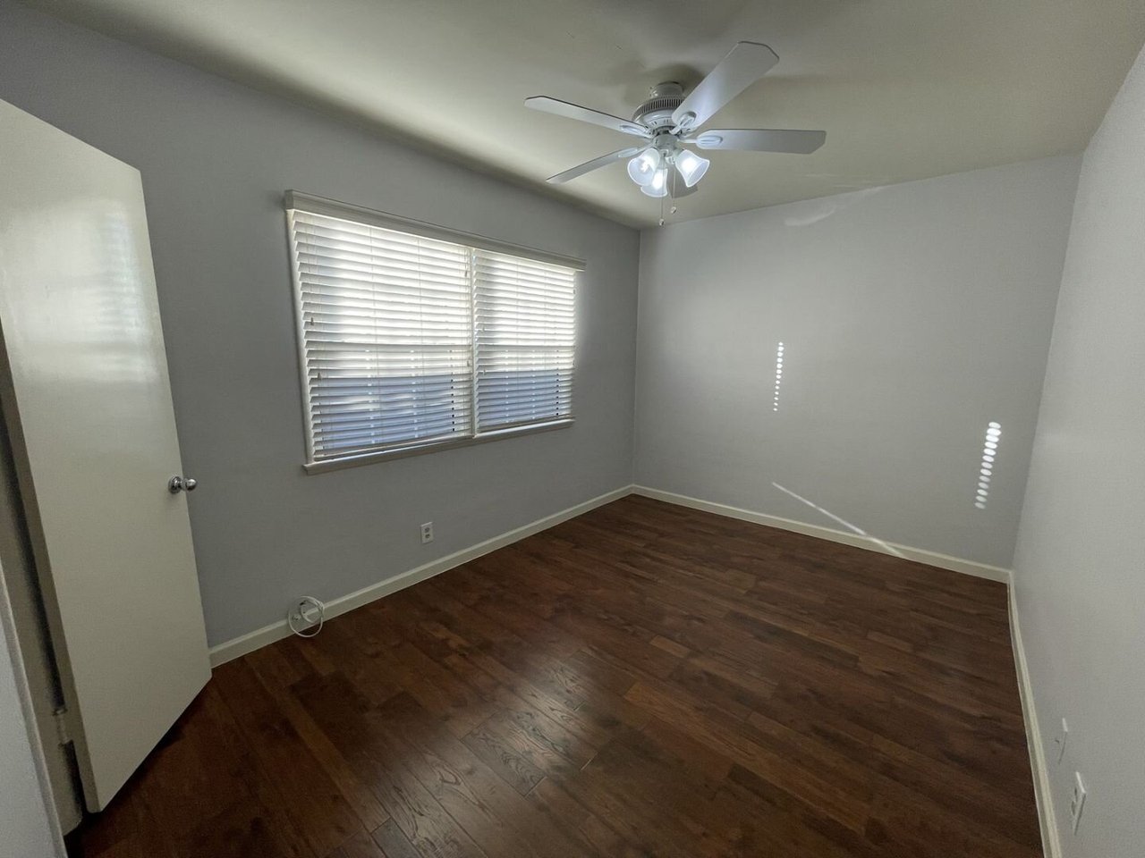 10814-10818 Blix St - 818-2 North Hollywood, CA 91602