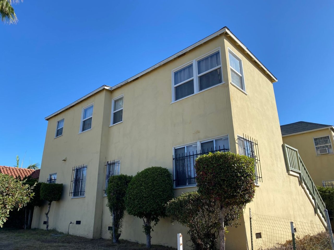 4371 Sunset Dr Los Angeles, CA 90027