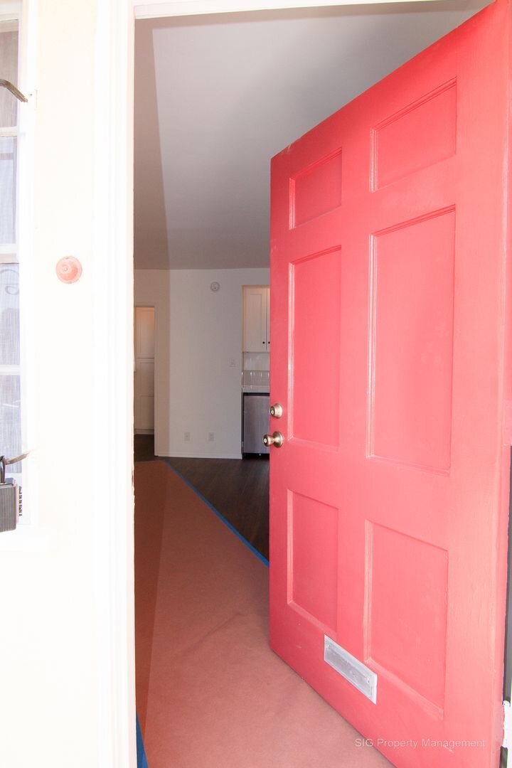 4371 Sunset Dr Los Angeles, CA 90027