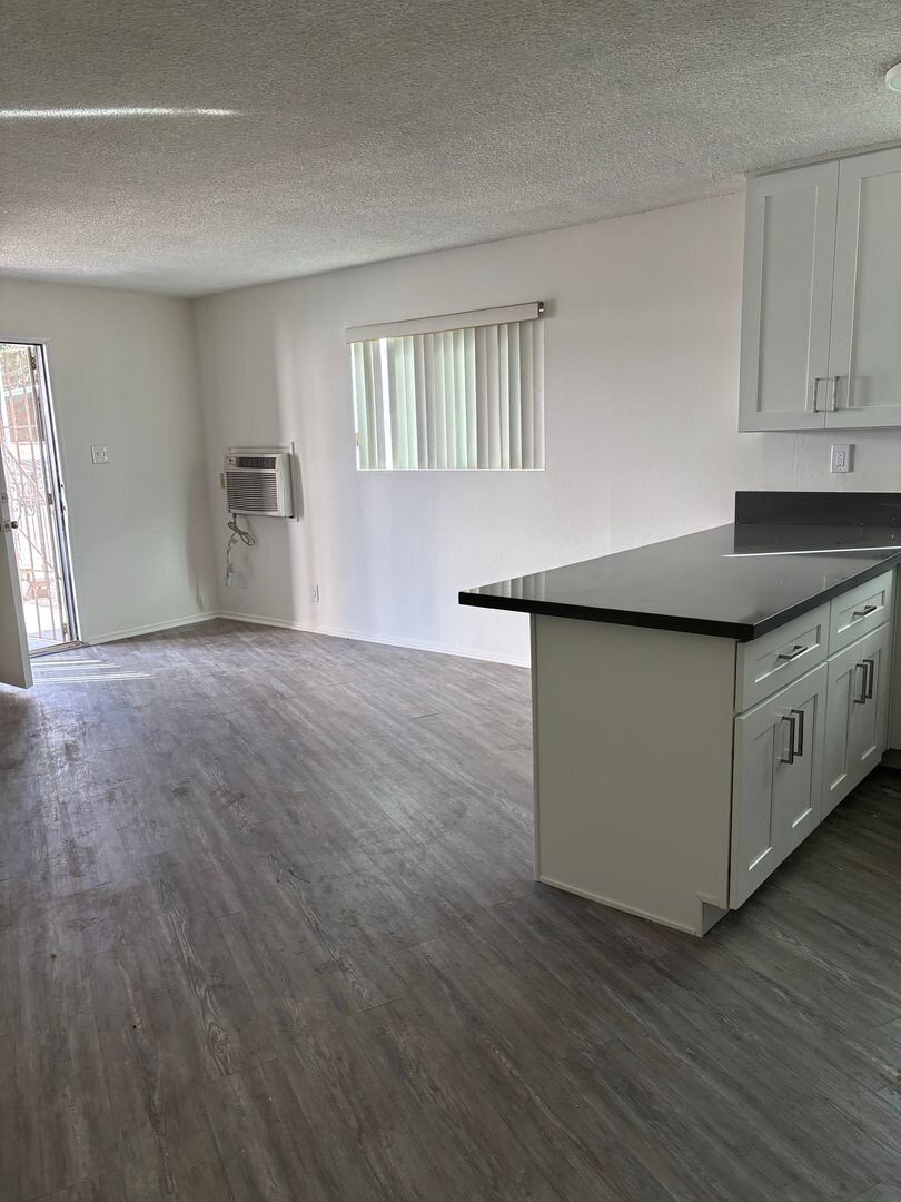 5637 Strohm Ave #9 North Hollywood, CA 91601