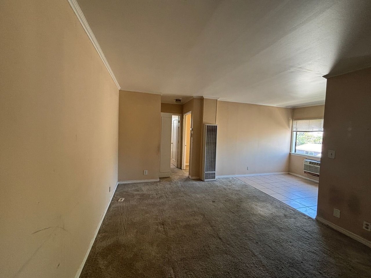 10822 Hartsook St - Unit 5 North Hollywood, CA 91601