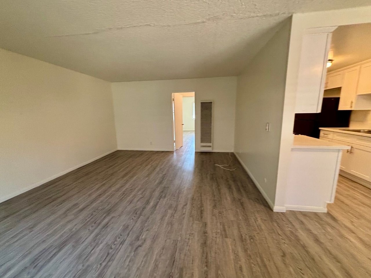 1126 E Doran St #E Glendale, CA 91206