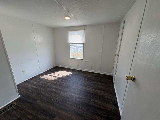 2415 Wysteria