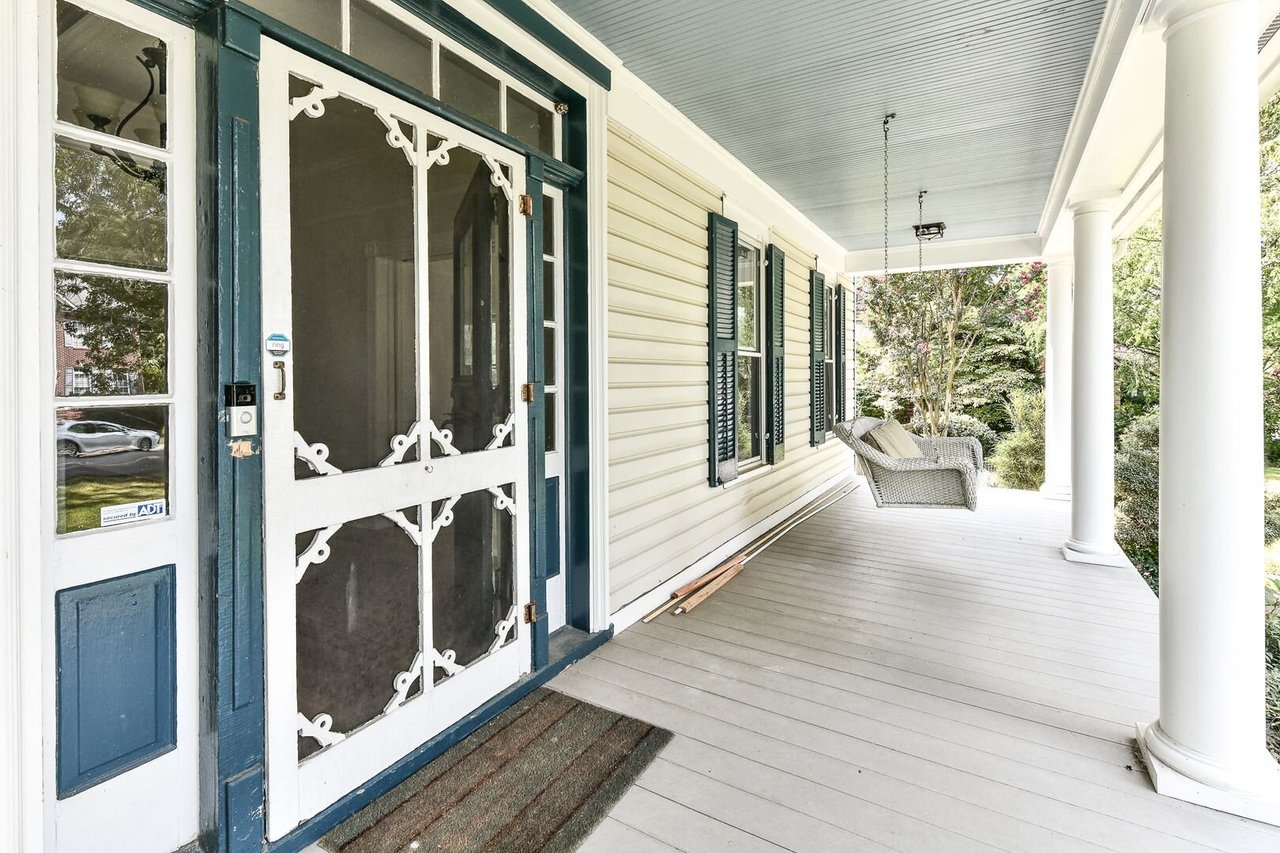 2415 Sandburg St Dunn Loring, VA 22027