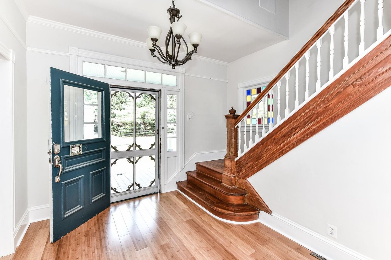 2415 Sandburg St Dunn Loring, VA 22027