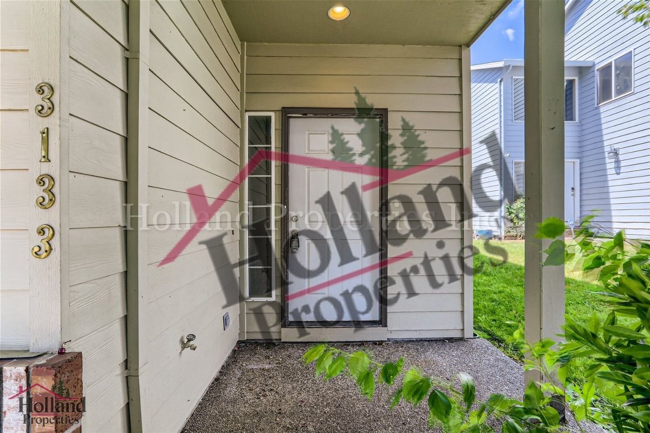 3133 NE 13th Place Hillsboro, OR 97124