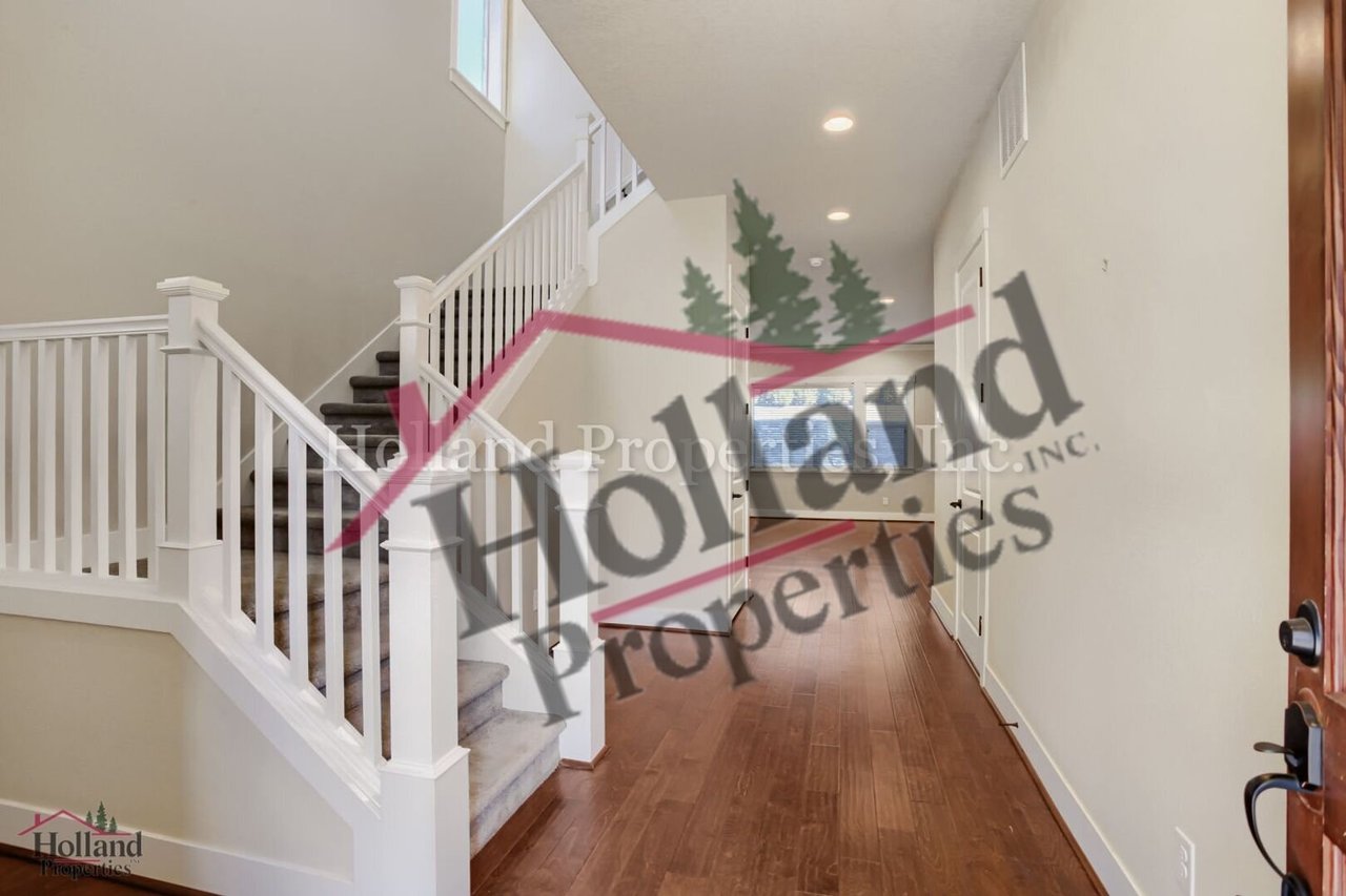 17435 SW Forest Hollow St Beaverton, OR 97007