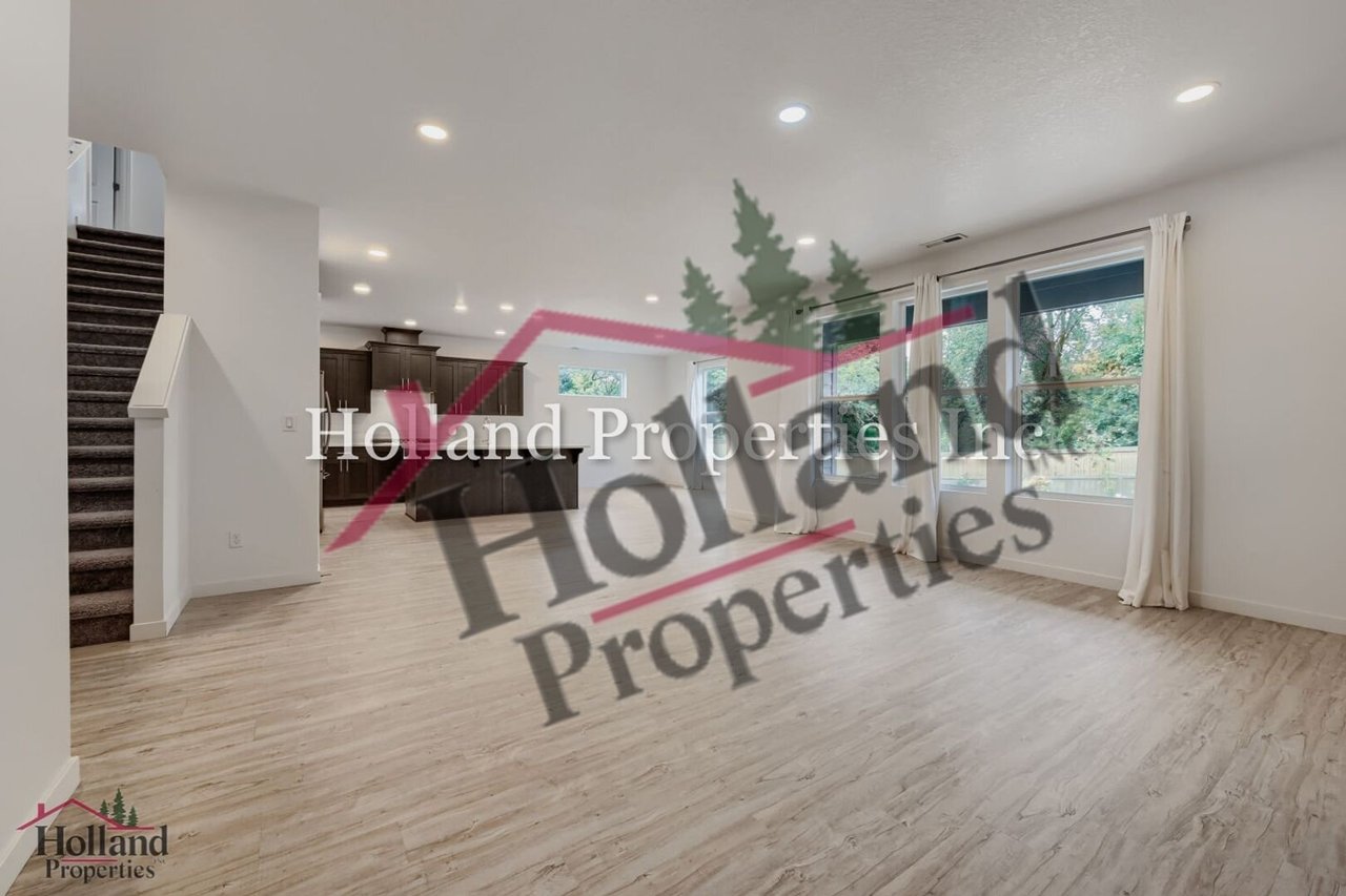 1755 S Quartz Dr Cornelius, OR 97113