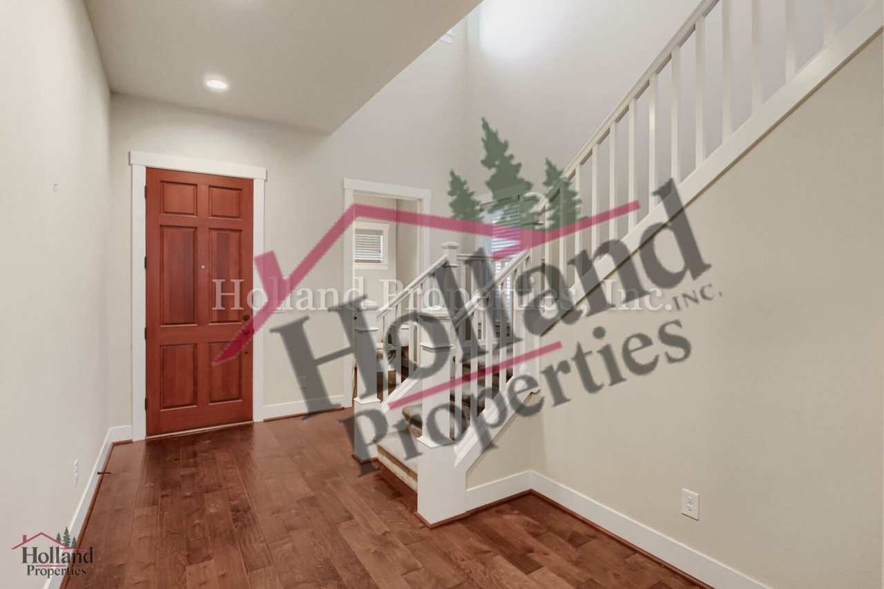 17435 SW Forest Hollow St Beaverton, OR 97007