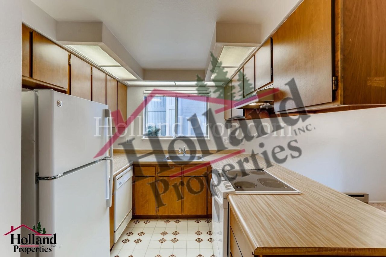 3404 19th Avenue #101 Forest Grove, OR 97116