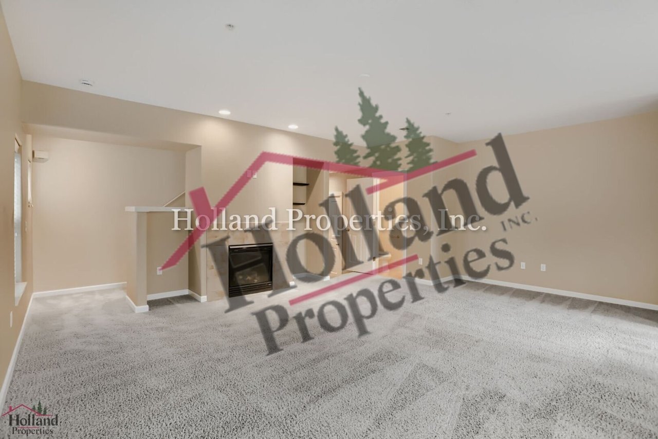 10882 NE Red Wing Way Unit 204 Hillsboro, OR 97006