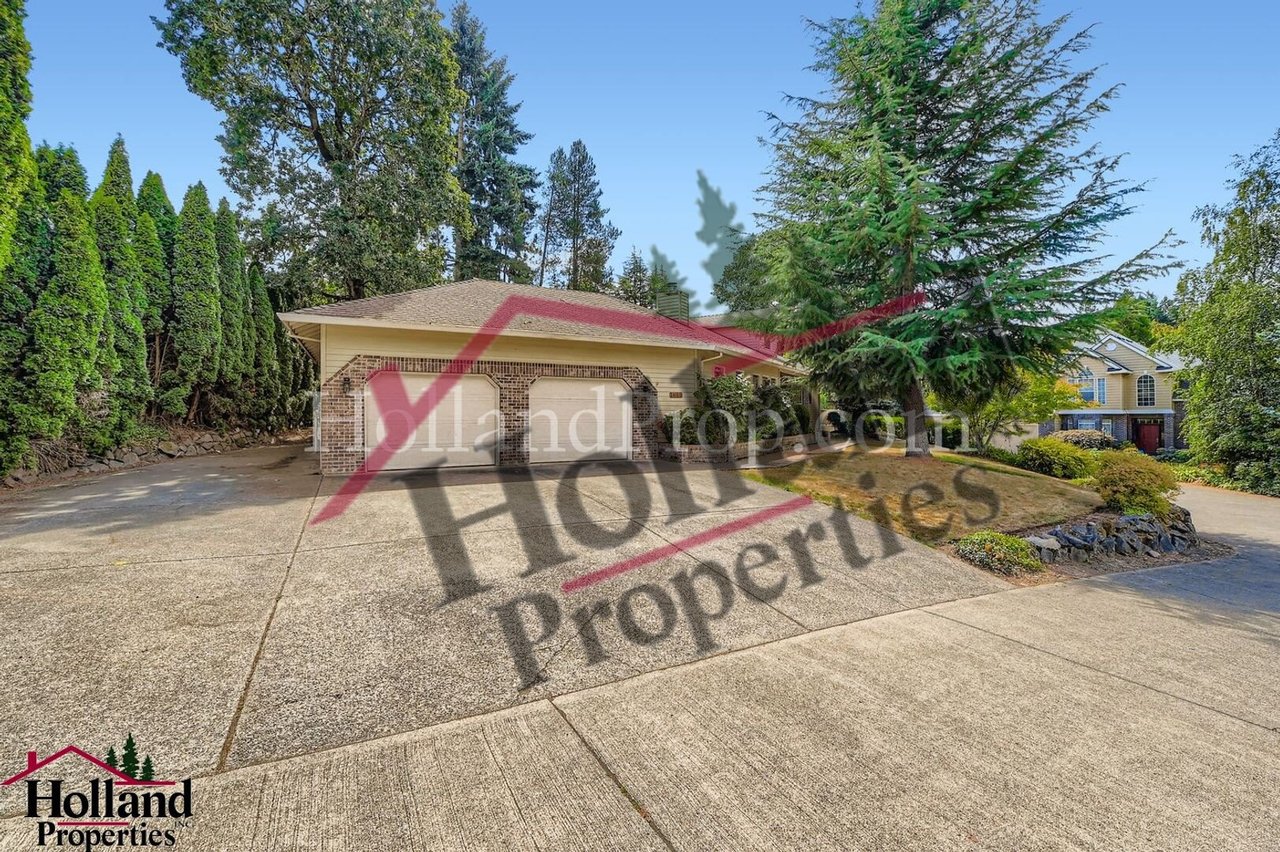 1655 SE Brookwood Ave Hillsboro, OR 97123