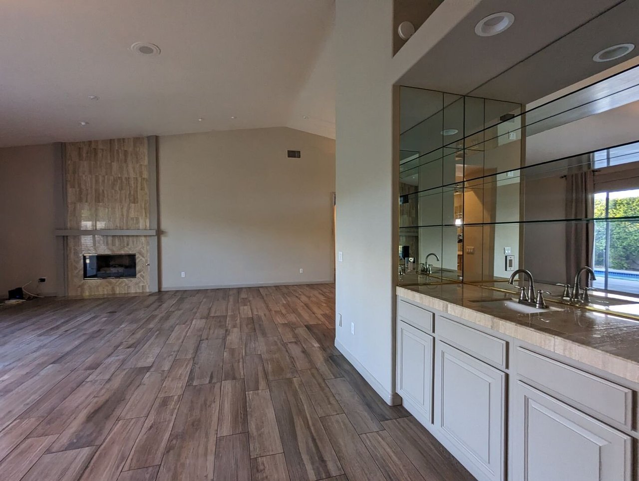 1 Mission Palms Drive West