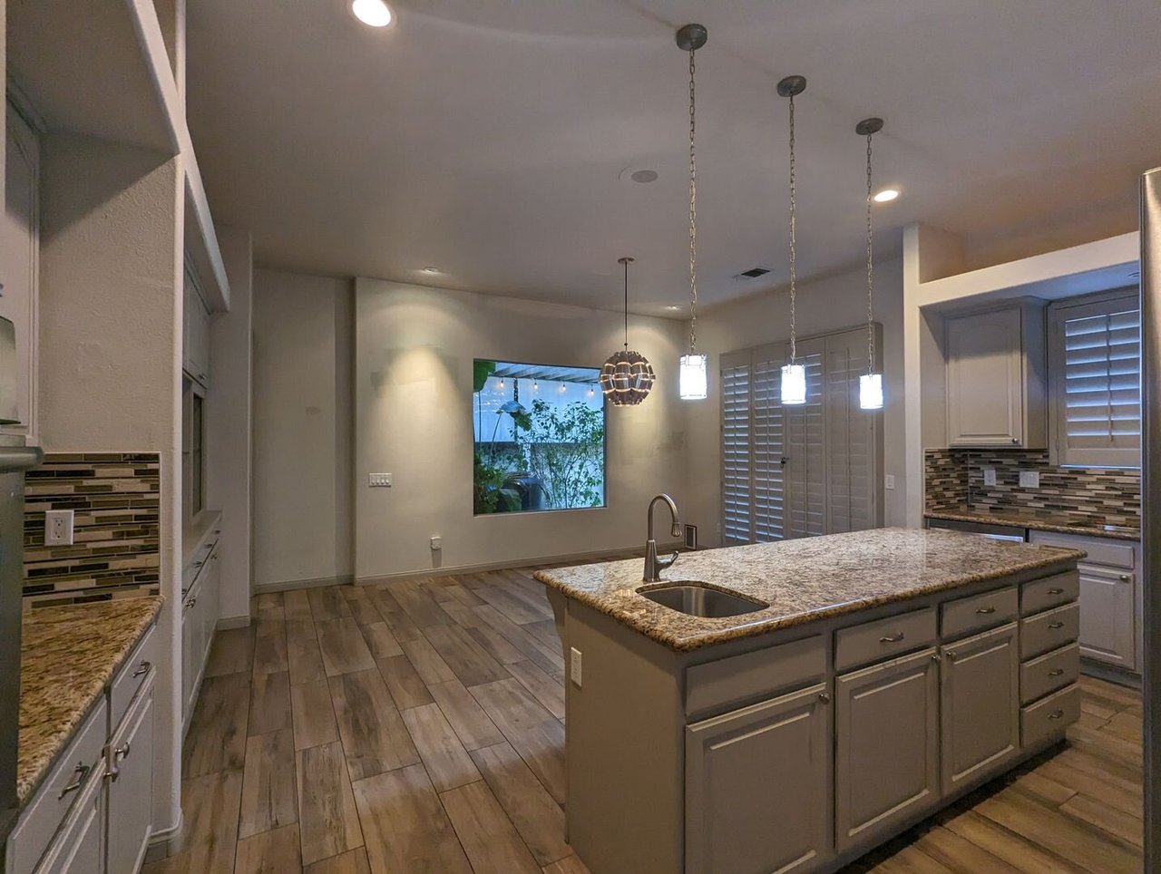 1 Mission Palms Drive West
