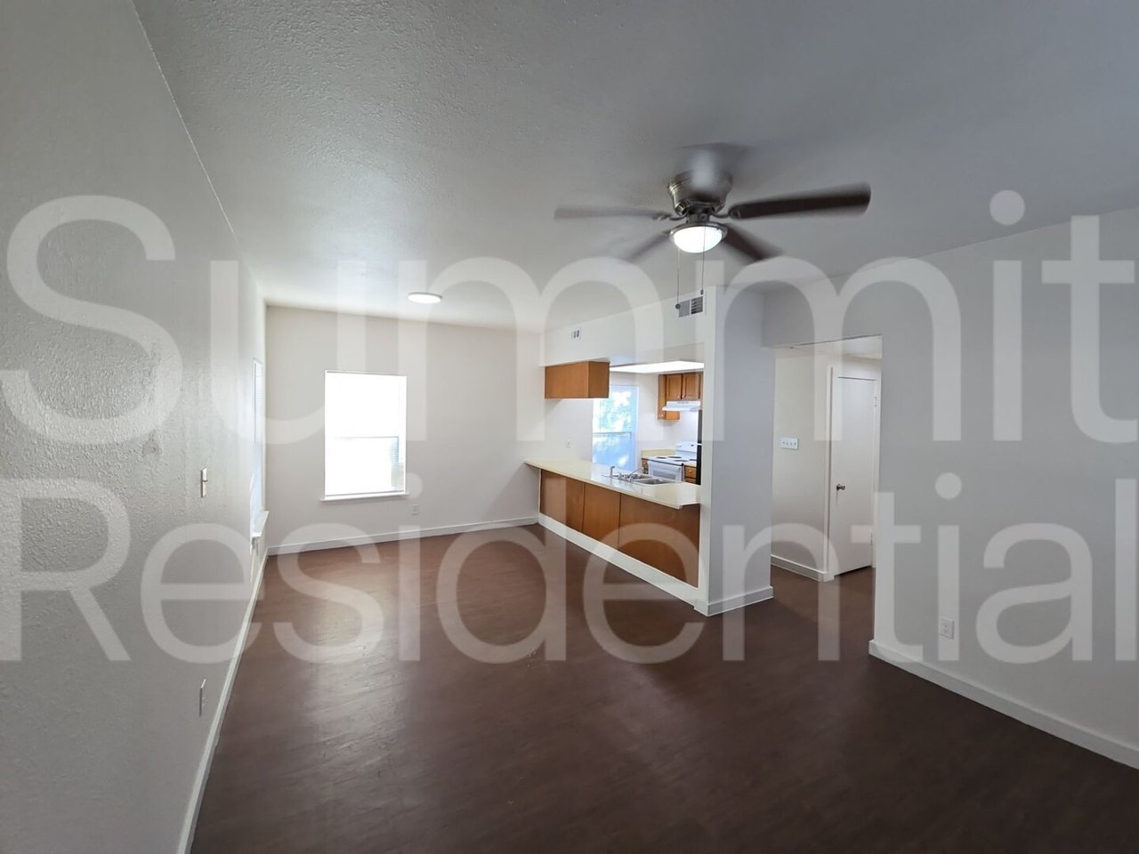 933 Park Plz - B1 Austin, TX 78753