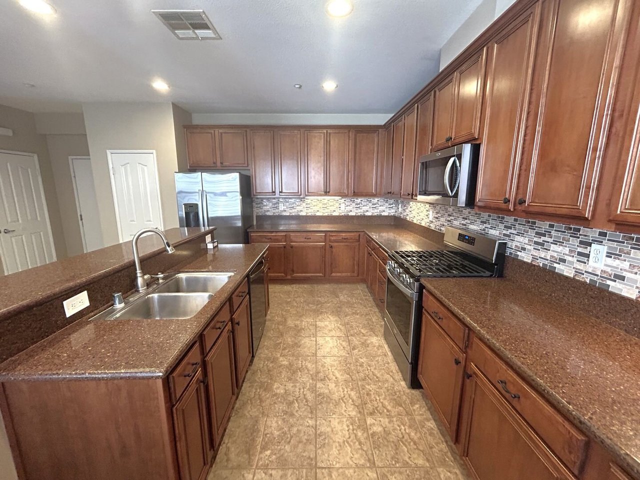 11450 Church St #5 Rancho Cucamonga, CA 91730