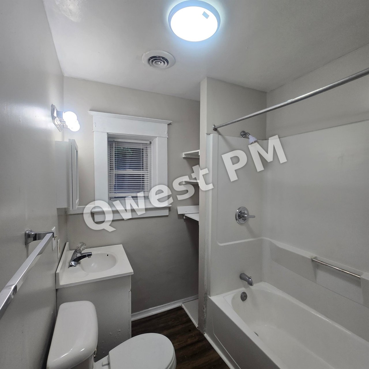 765 Clancy Ave NE #2