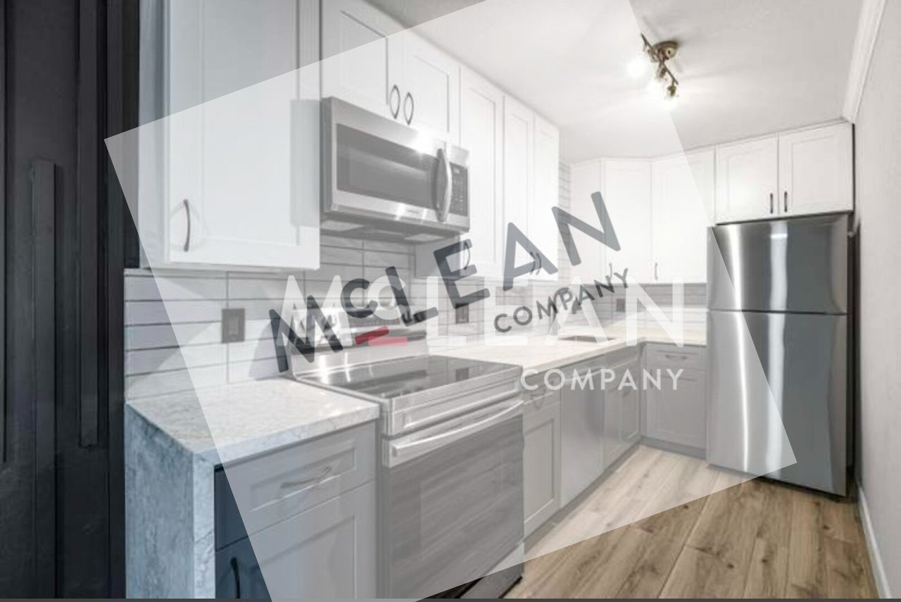 2809 N Los Felices Cir East, G212