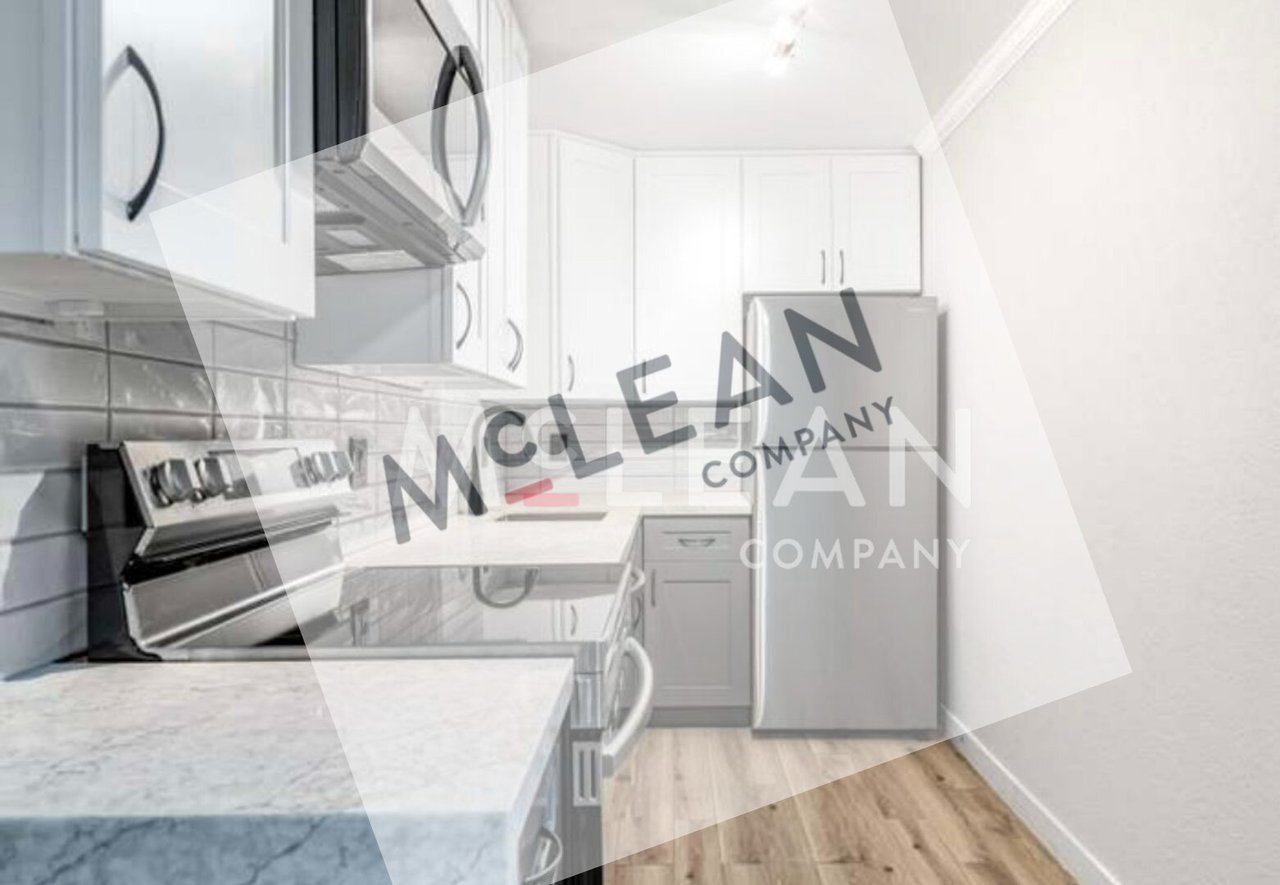2809 N Los Felices Cir East, G212