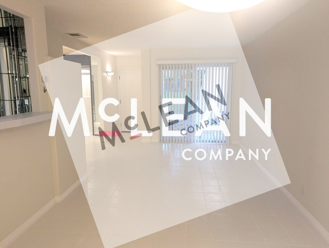 510 N Villa Court, Unit 117