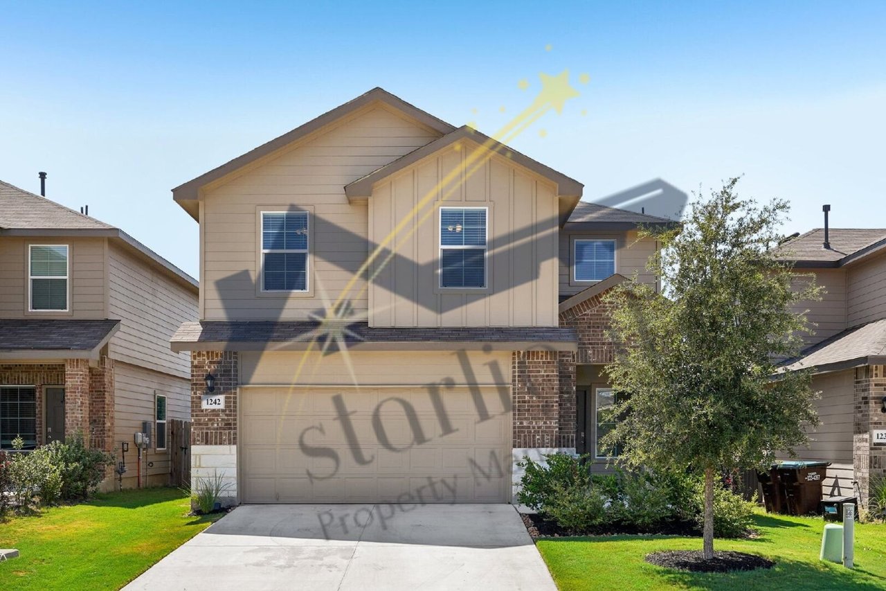 1242 Yellow Warbler Run San Antonio, TX 78253