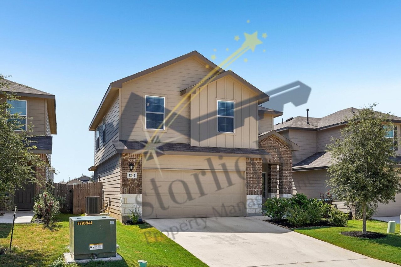 1242 Yellow Warbler Run San Antonio, TX 78253