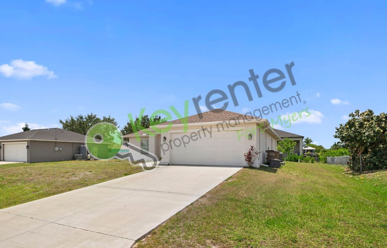 202 NW 25th Pl Cape Coral, FL 33993