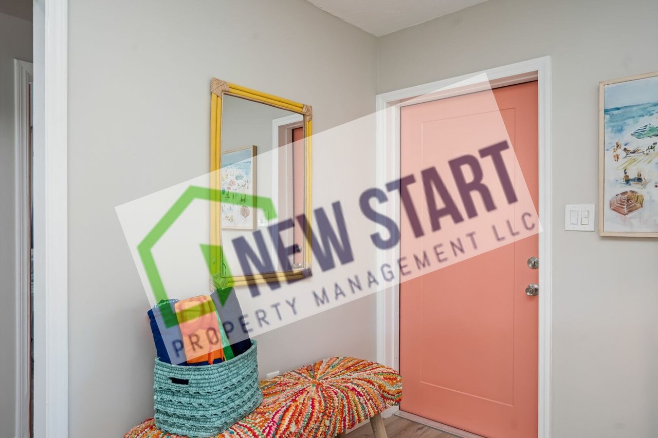 617 26th St W Bradenton, FL 34205