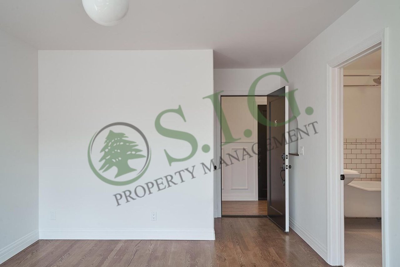 2191 El Sereno Ave Apt #5 Altadena, CA 91001