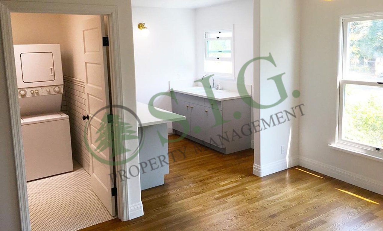 2191 El Sereno Ave Apt #5 Altadena, CA 91001