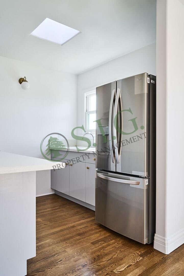 2191 El Sereno Ave Apt #5 Altadena, CA 91001