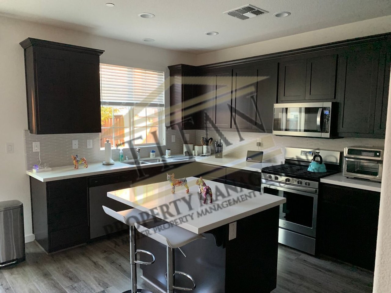1033 Oakbriar Circle Roseville, CA 95747