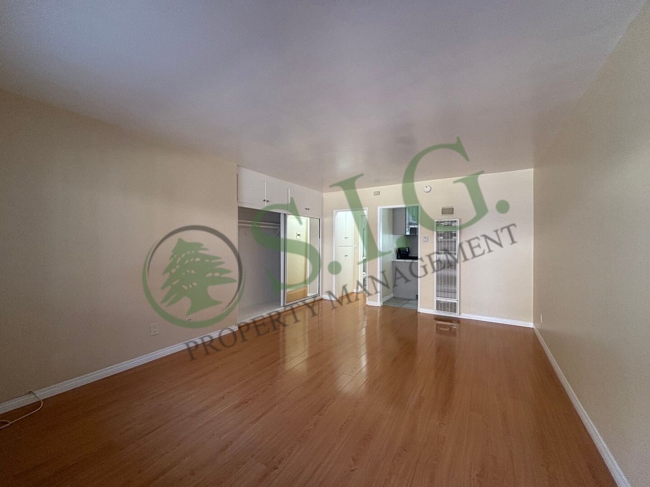 526 E Windsor Rd. #4 Glendale, CA 91205