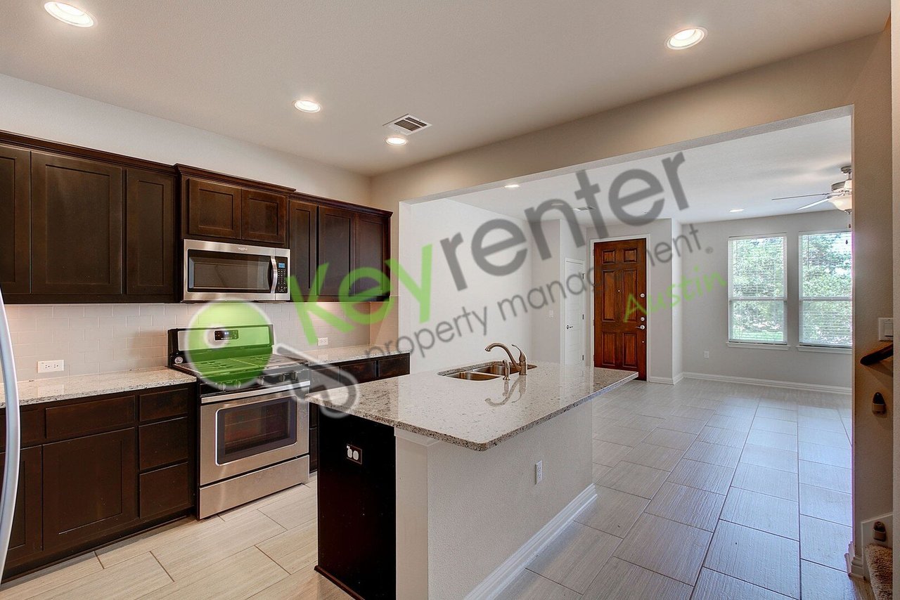 13800 Lyndhurst St #73 Austin, TX 78717-6062