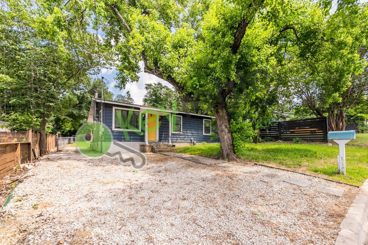 1717 Bunche Rd Austin, TX 78721