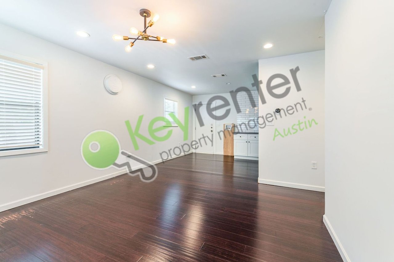 1717 Bunche Rd Austin, TX 78721
