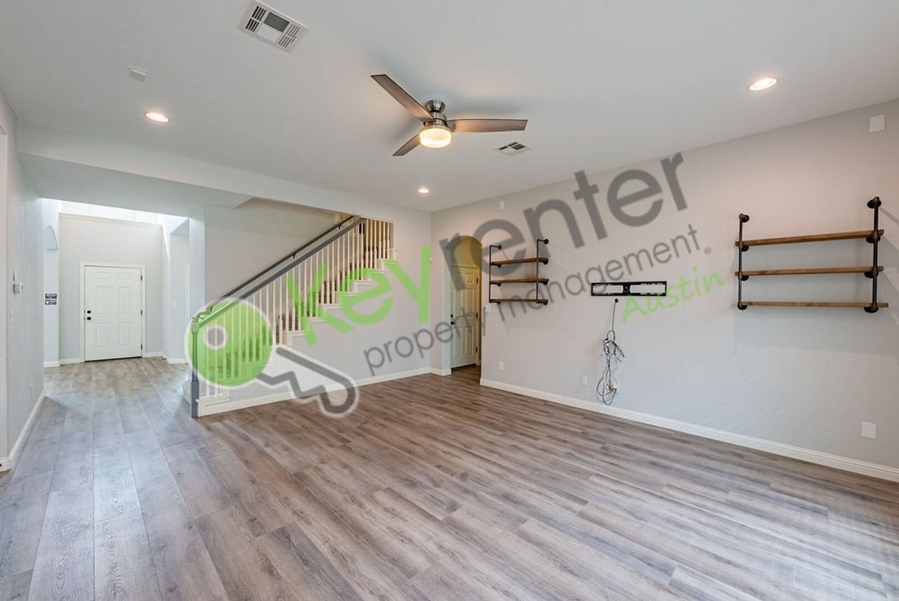 2600 San Juan Dr. Austin, TX 78733