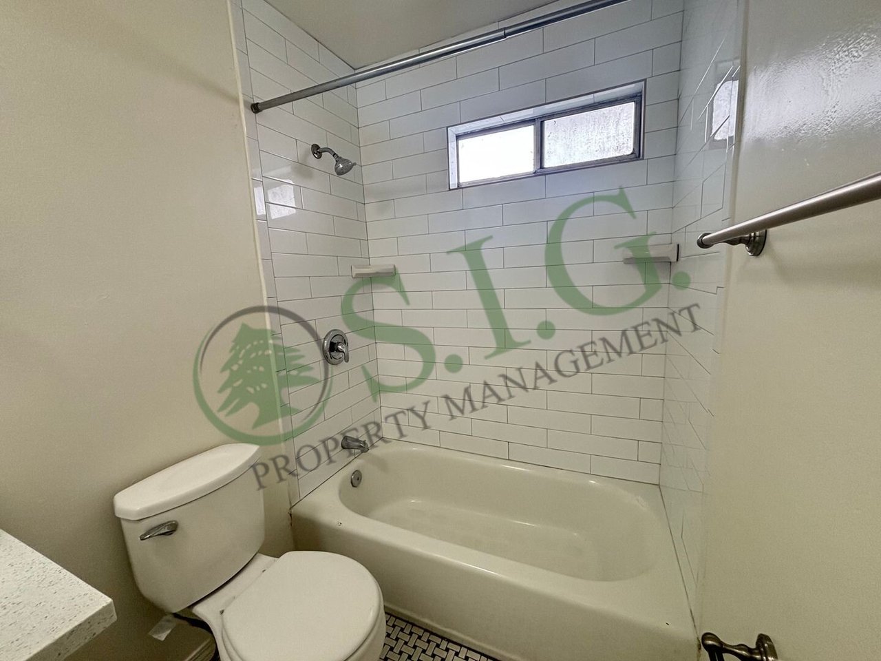 311 Griswold Ave #D San Fernando, CA 91340