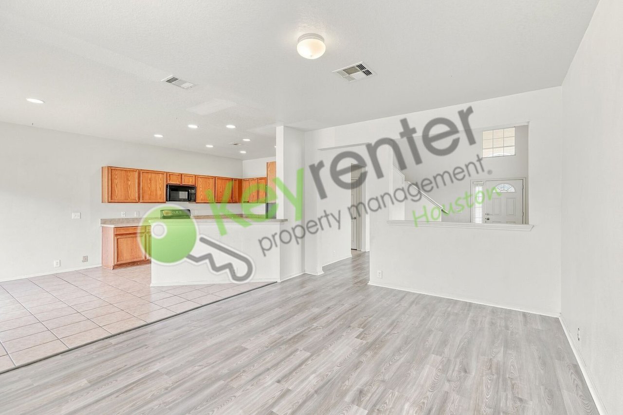 3310 Jib Ct Fresno, TX 77545
