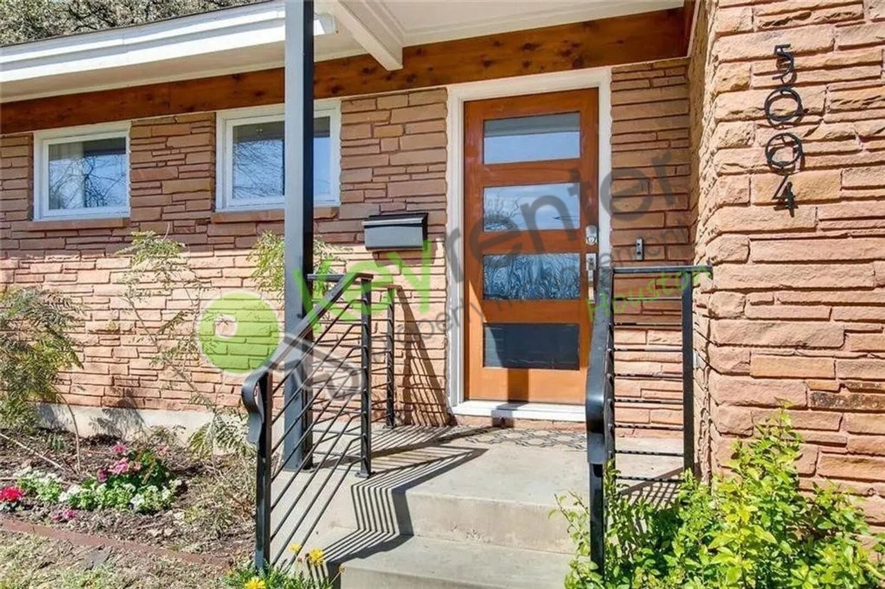 5004 Balcones Dr Austin, TX 78731