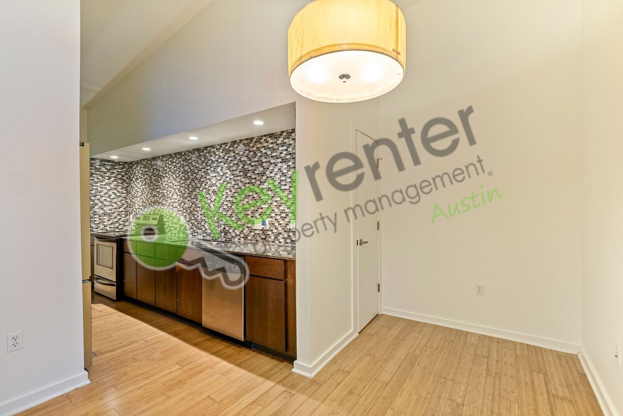 2200 Dickson Dr #229 Austin, TX 78704