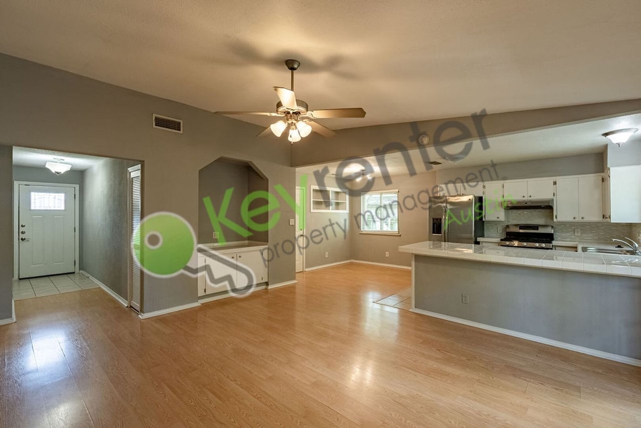 10302 Stubble Quail Circle Austin, TX 78758