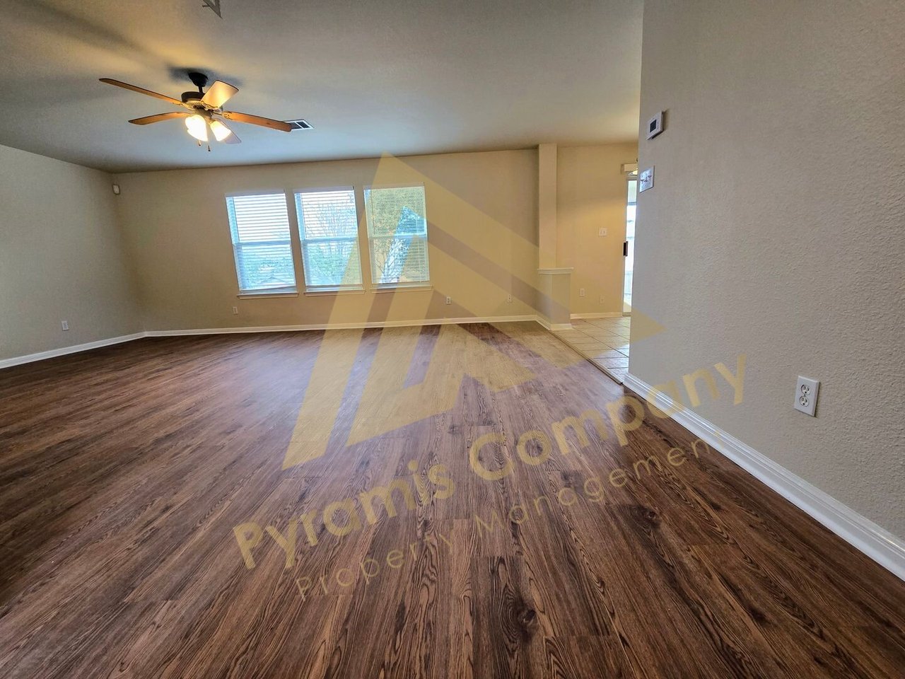 137 Hidden Fawn Cibolo, TX 78108