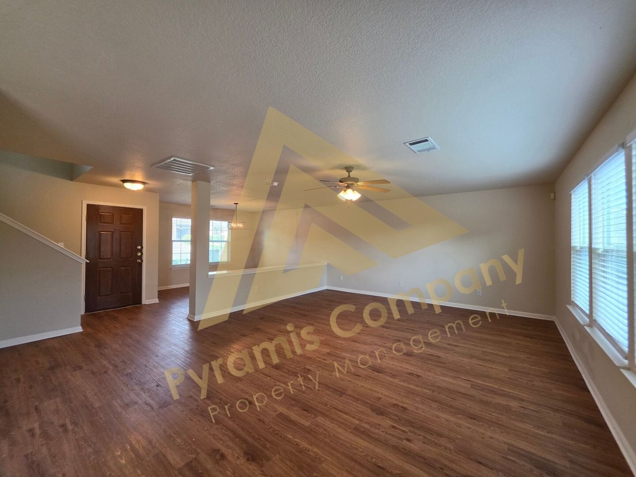 137 Hidden Fawn Cibolo, TX 78108