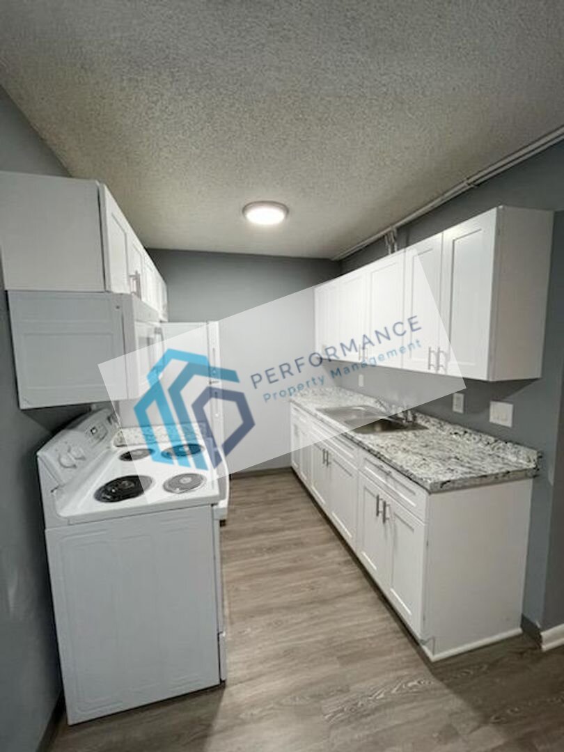 3201 N 41st Street - 2 Lincoln, NE 68504