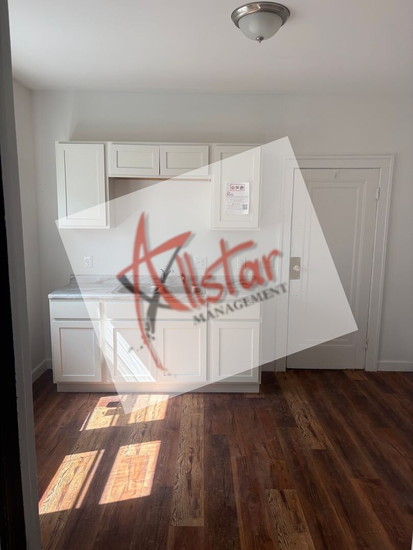 11909 Parkhill Avenue - Down Unit