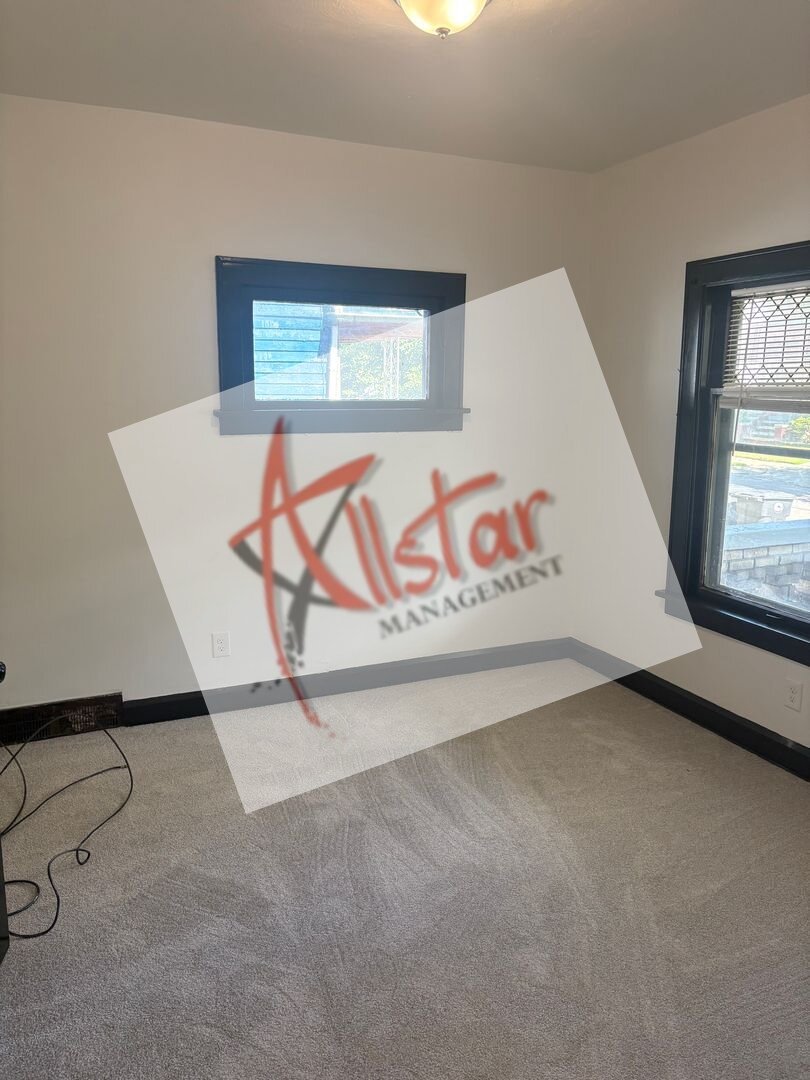 11909 Parkhill Avenue - Down Unit