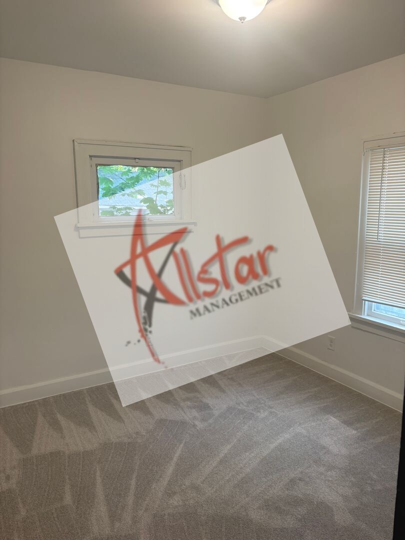 11909 Parkhill Avenue - Down Unit